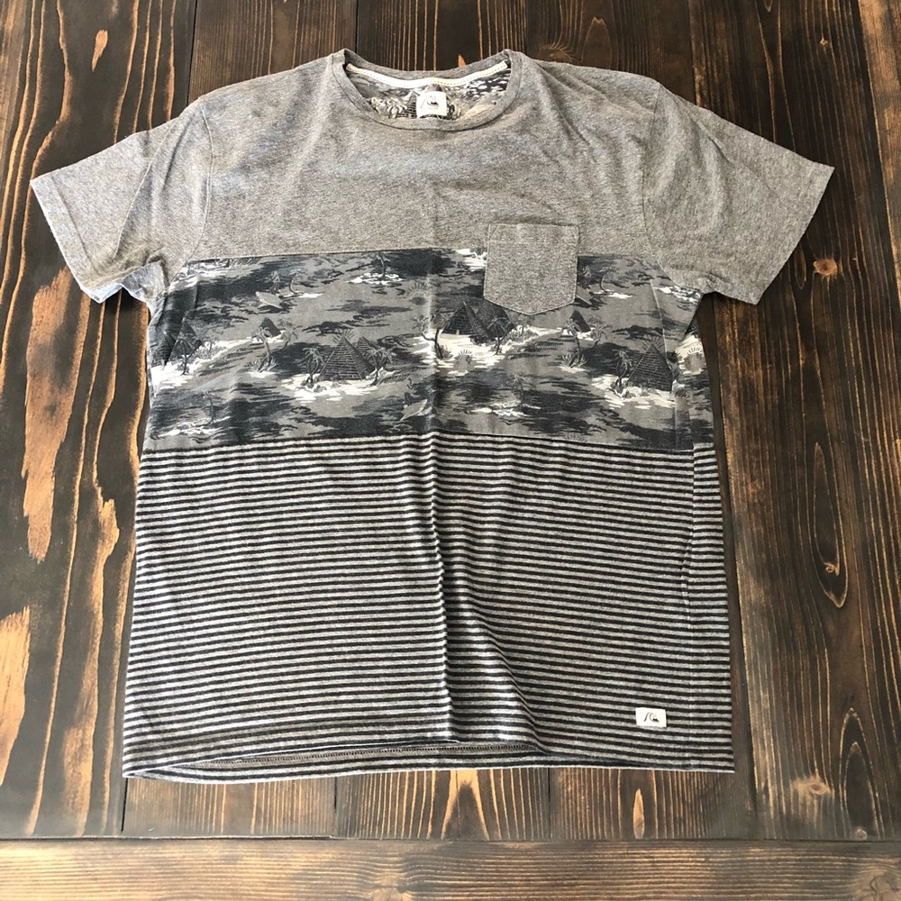 Quick silver three panel tee